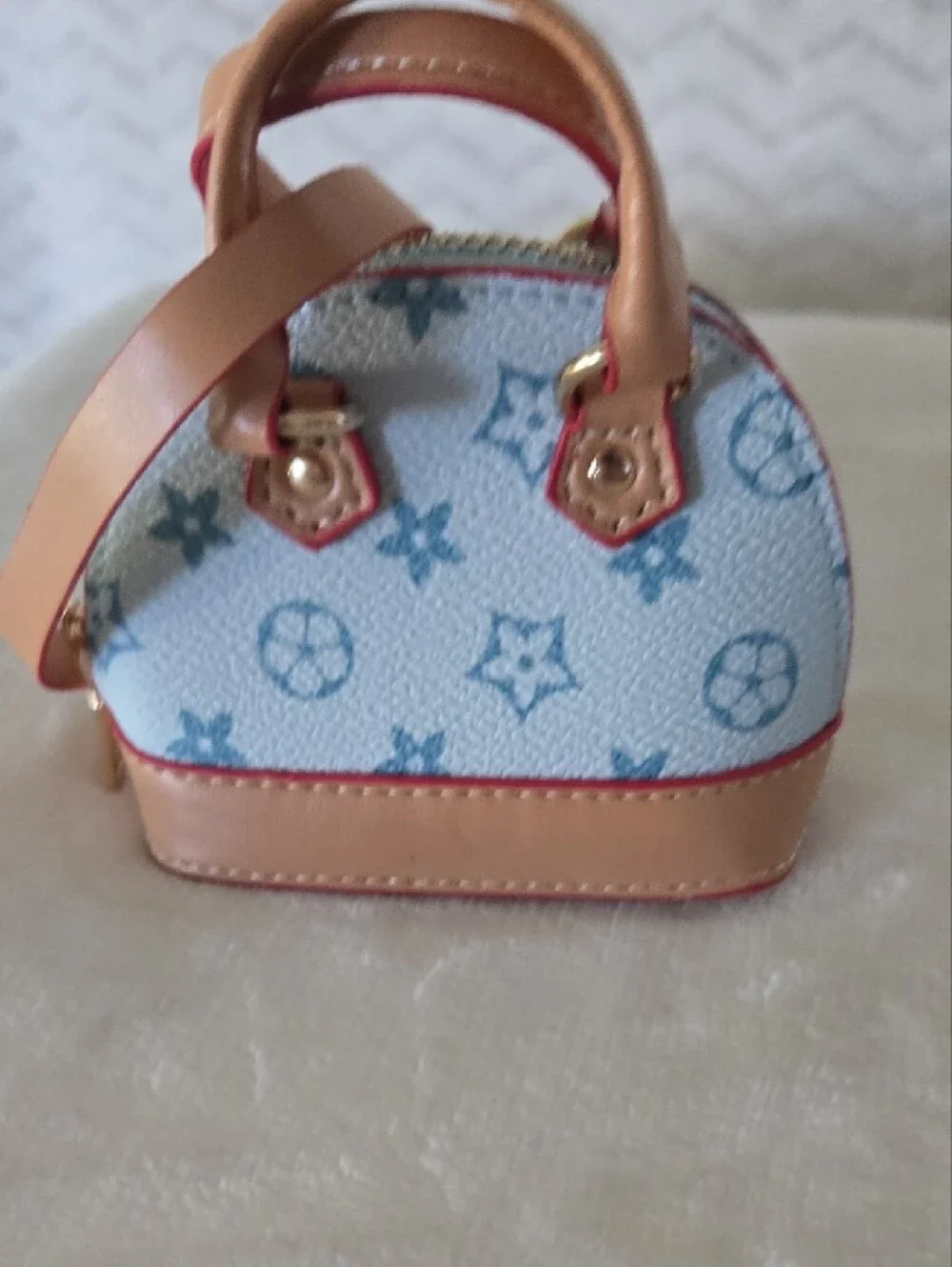 Women’s Mini Top-Handle Bag Charm/Eat Pod Carrier in Light Blue and Tan